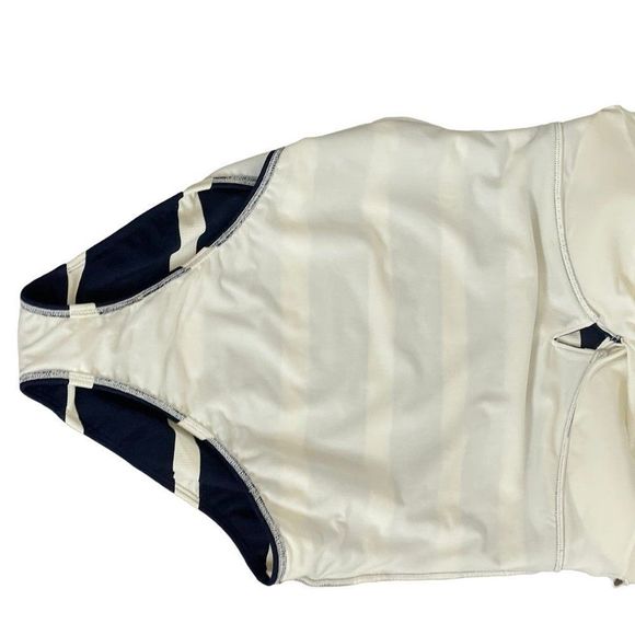 Ted Baker Cirana Bandeau one piece swimsuit. Material elastane and polyamide - Picture 7 of 10